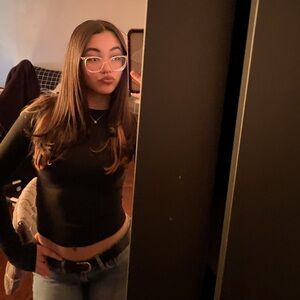 Meet your Posher, Megan